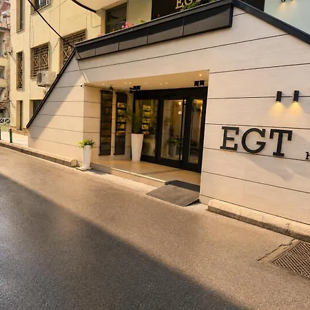 Egt * ティラナ